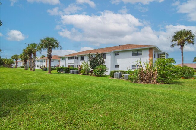 Foto del edificio - 1217 S Lakes End Dr