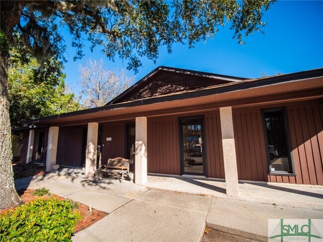 Foto del edificio - 7373 Hodgson Memorial Dr