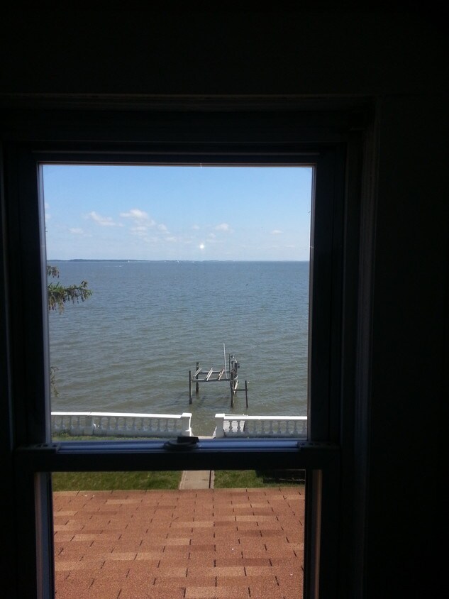 Primary Photo - 2158 Lake Dr