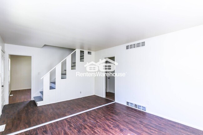 Foto del edificio - 7707 E 50th Terrace