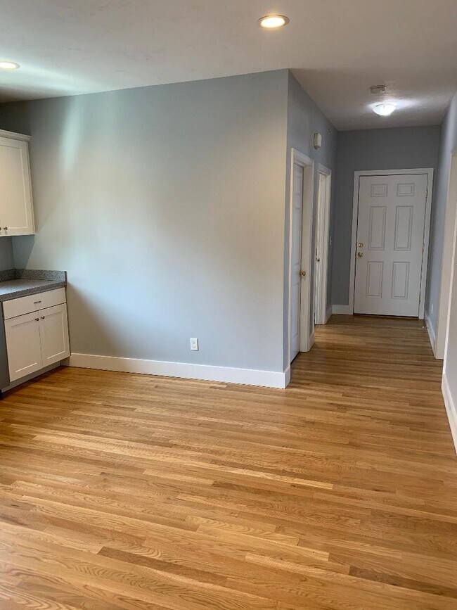 Foto del edificio - 539 Southbridge St
