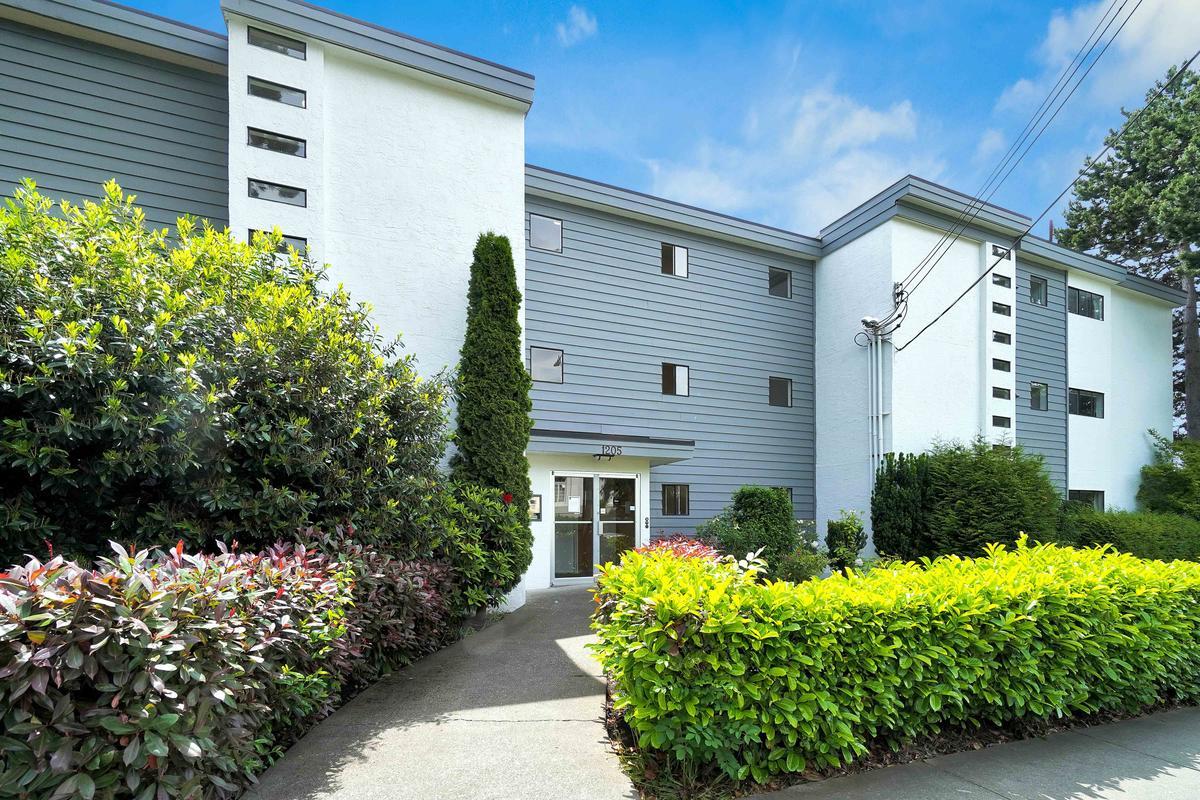 Rudlin Apartments Apartments 1205 Rudlin Victoria, BC