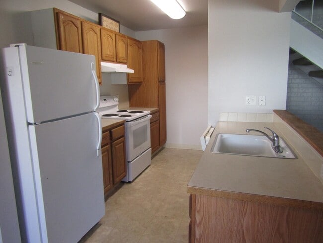 Building Photo - 5248 W Kootenai St