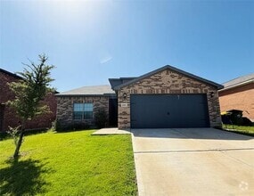 Building Photo - 636 Aqueduct Dr