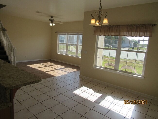 Foto del edificio - 22 Courtyard Way