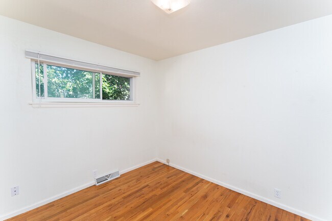 Foto del edificio - 1238 Janes Ln