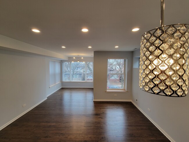 Foto del edificio - 4844 N Spaulding Ave
