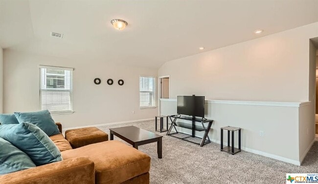 Foto del edificio - 6400 Rounded Pebble Ln