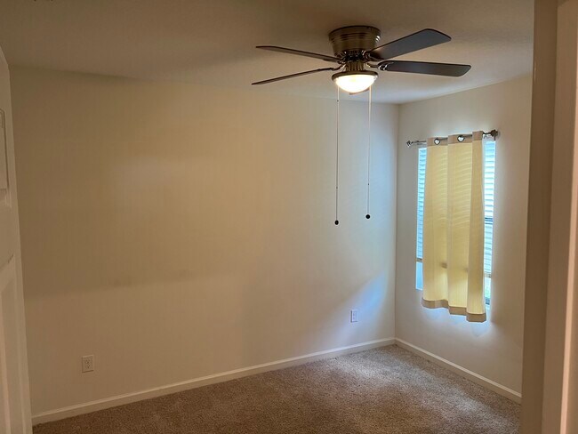 Foto del edificio - 6598 Marble Rd