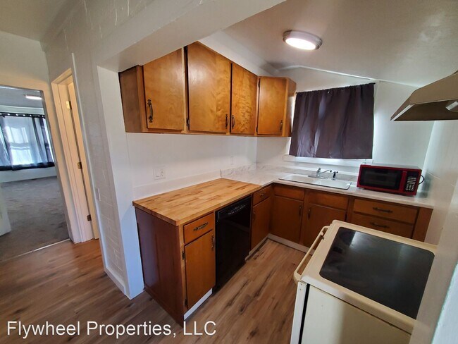 Building Photo - 1 br, 1 bath House - 709 Lane