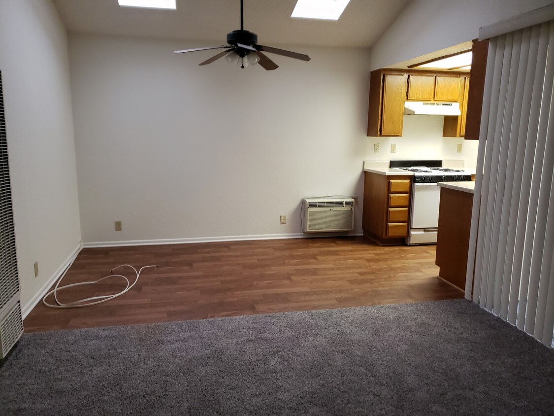 1812 E Carson St, Long Beach, CA 90807 1812 E Carson St Long Beach