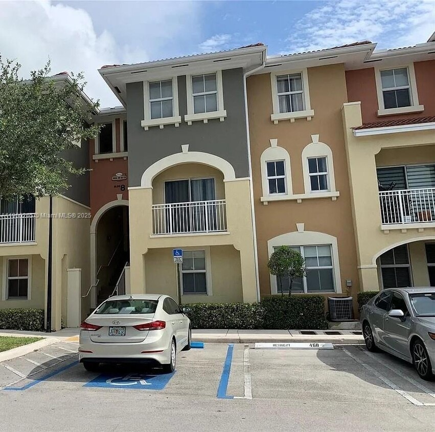Foto principal - 10855 NW 88th Terrace