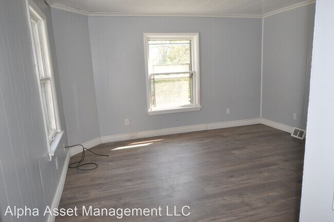 Building Photo - 2 br, 1 bath House - 409 East Garfield, Un...