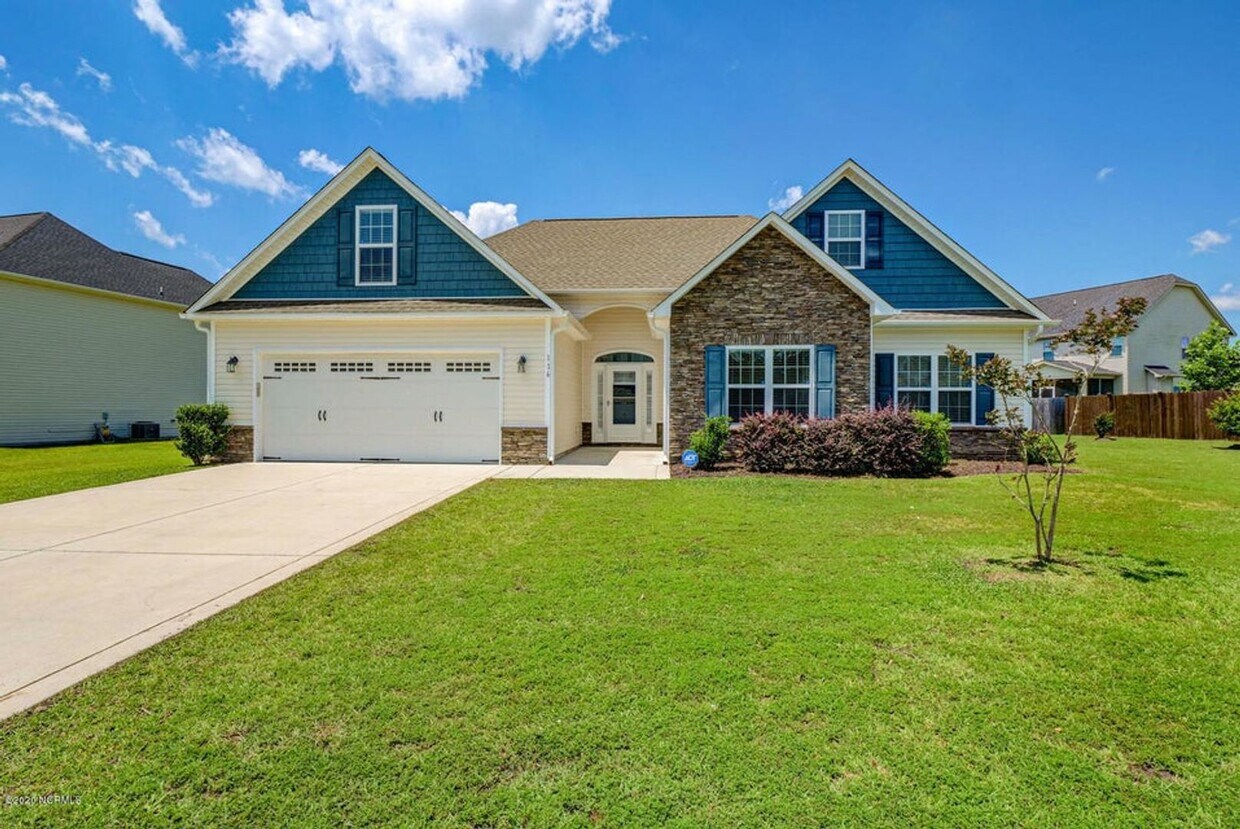 Foto principal - 116 Regatta Way