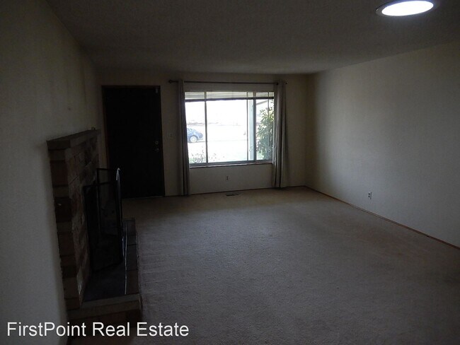 Building Photo - 3 br, 1.5 bath House - 1106 7th St. SW