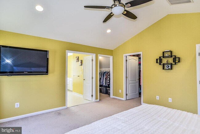 Foto del edificio - 42832 Rectors Chase Way