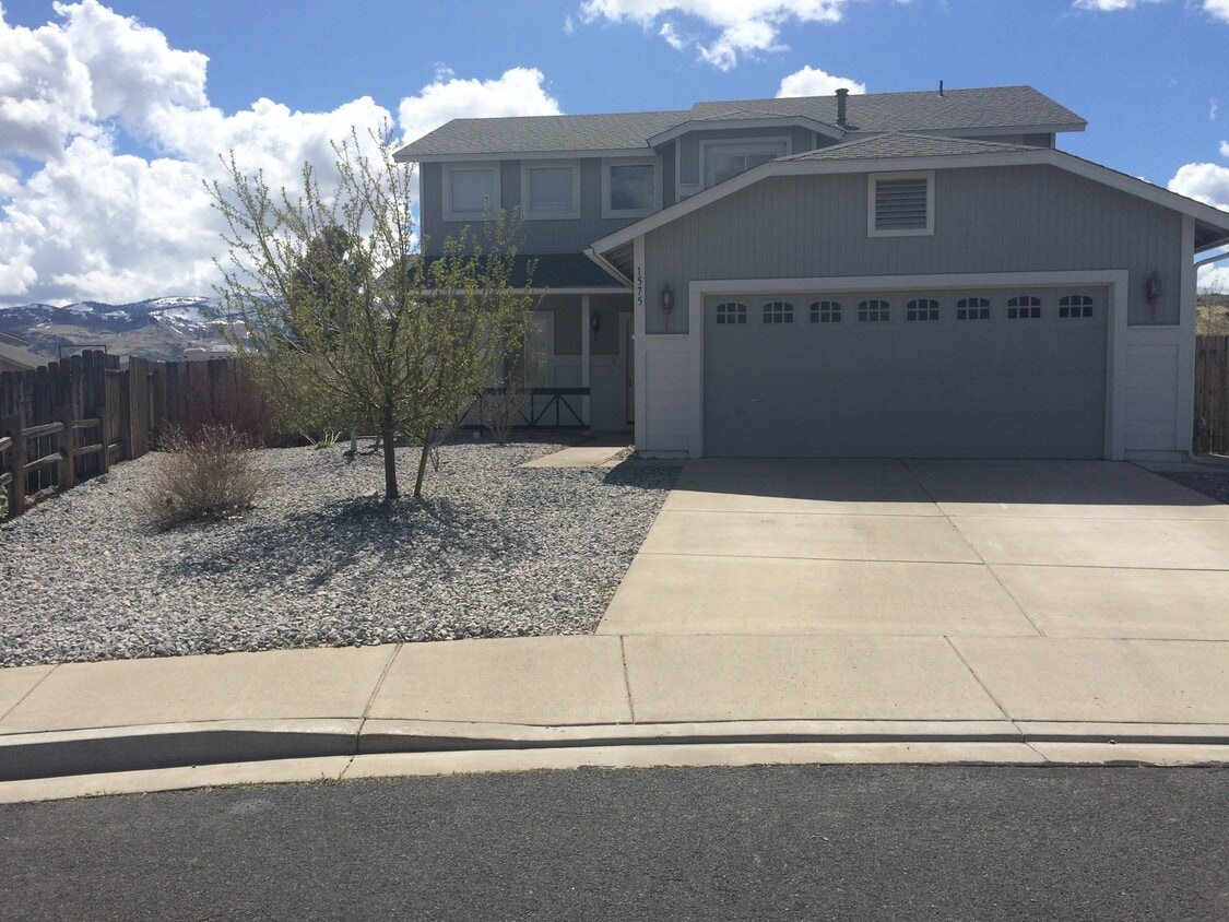 Foto principal - 4 Bedroom in North West Reno