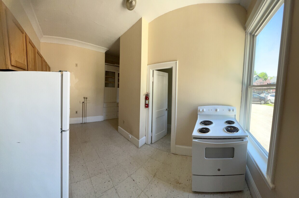 24 Loomis St Unit 22, Burlington, VT 05401 Apartments in Burlington