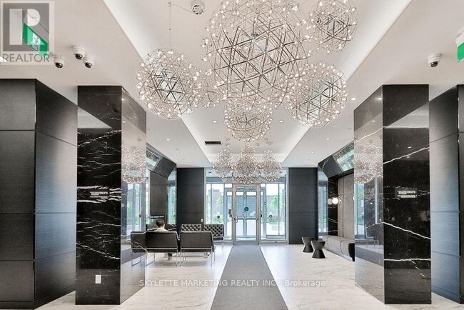 Building Photo - 31 Tippett Rd