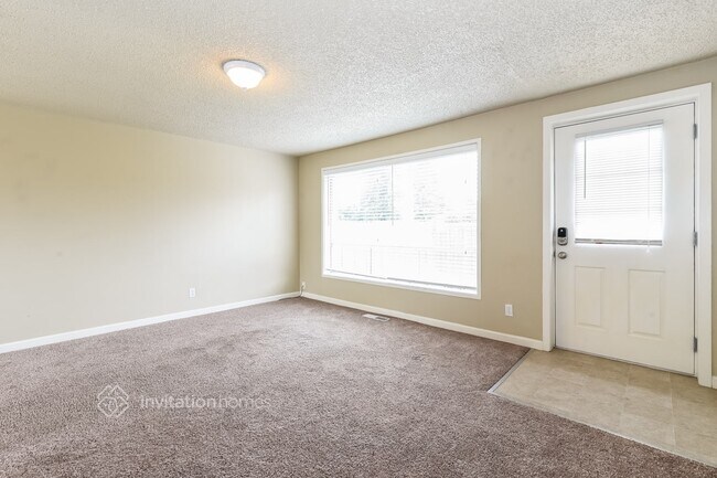 Foto del edificio - 624 Shelton Ave NE