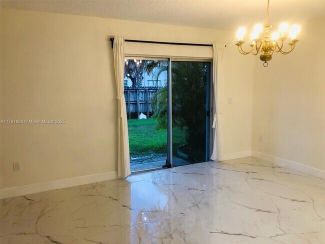 Foto del edificio - 17190 SW 94th Ave