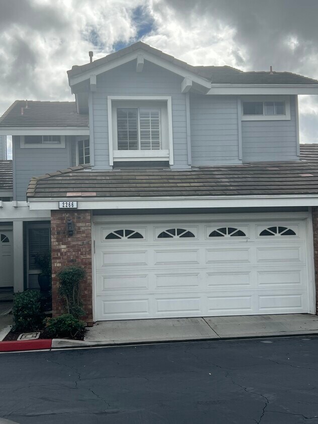 Photo - 2266 Aspen St (Tustin, CA)