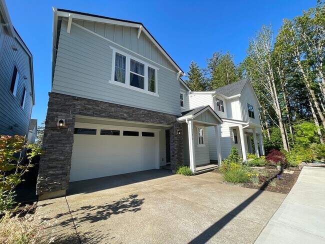 Foto del edificio - Beautiful Cedar Mill Landing home offers 4...
