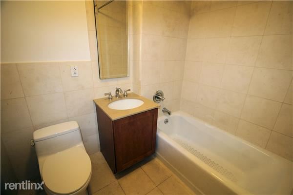 Foto del edificio - 2167 2nd Ave