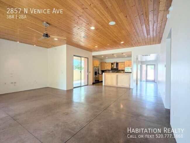 Foto del edificio - 2857 N Venice Ave