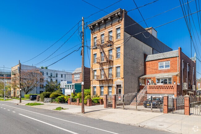 Foto del edificio - 2414 21st St