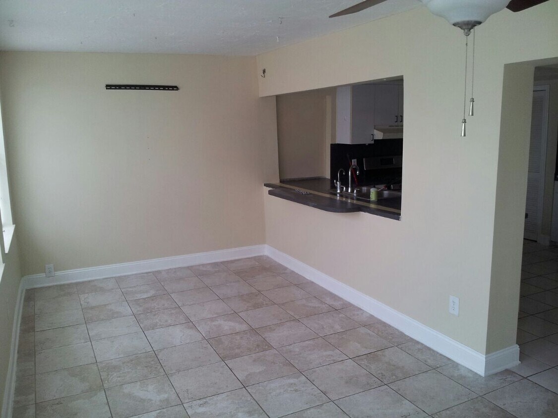Primary Photo - 9161 NW 24th Pl
