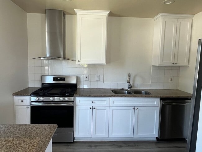Foto del edificio - 2Bedroom/1  Bath home in Whittier