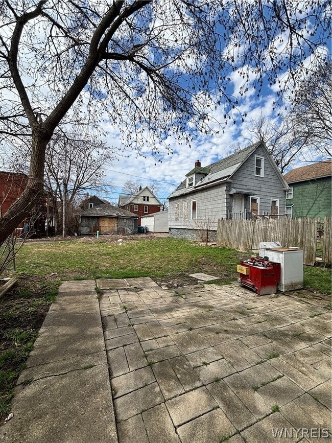 Building Photo - 510 6th St