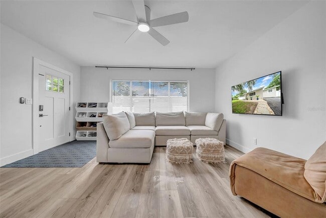 Foto del edificio - 5548 Dartmouth Ave N