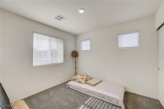 Building Photo - 360 Summer Sparrow Ave