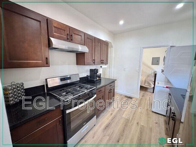 Foto del edificio - 3111 Winter St