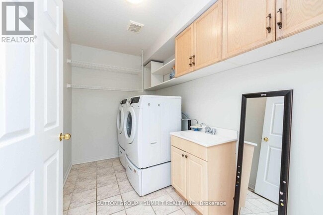 Building Photo - 4822 Wild Rose St