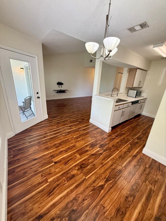 Building Photo - 815 Boynton Beach Blvd