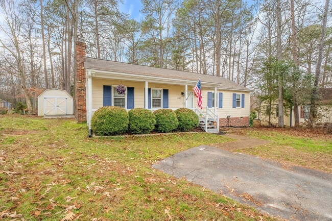 Foto del edificio - 8323 Outpost Cir