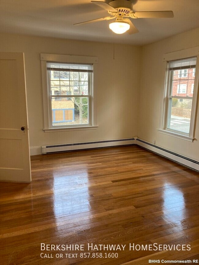 Foto del edificio - 38 Park Ave