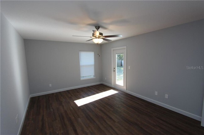 Foto del edificio - 16389 SE 87th Ave