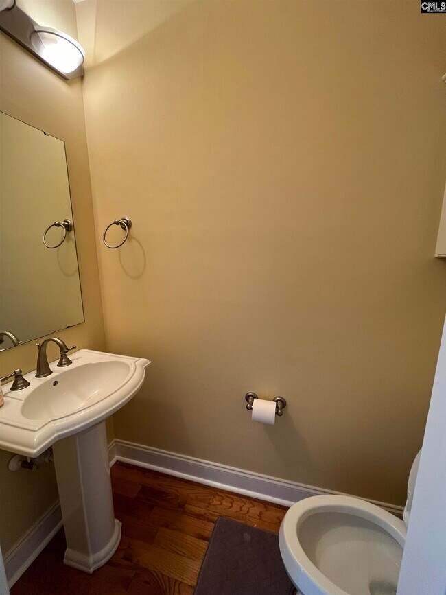 Foto del edificio - 1318 Pulaski St