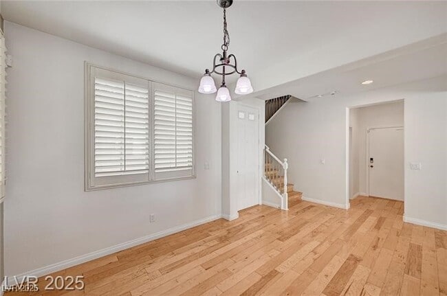 Building Photo - 9264 Cantana St