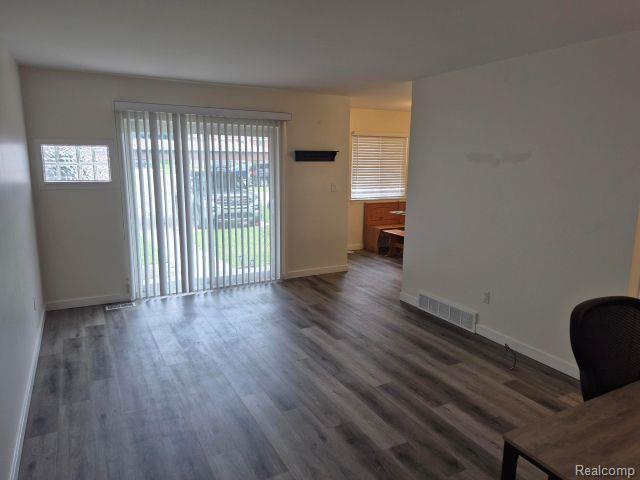 Foto del edificio - 8401 18 Mile Rd