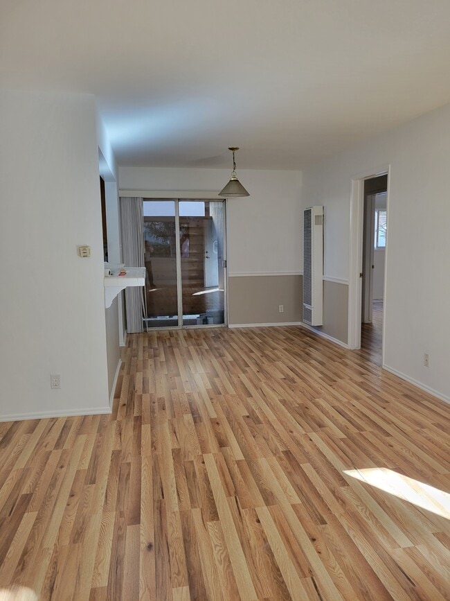Building Photo - 3710 Corinth Ave