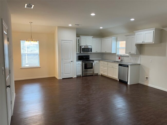 Foto del edificio - 3511 Brookstone Dr