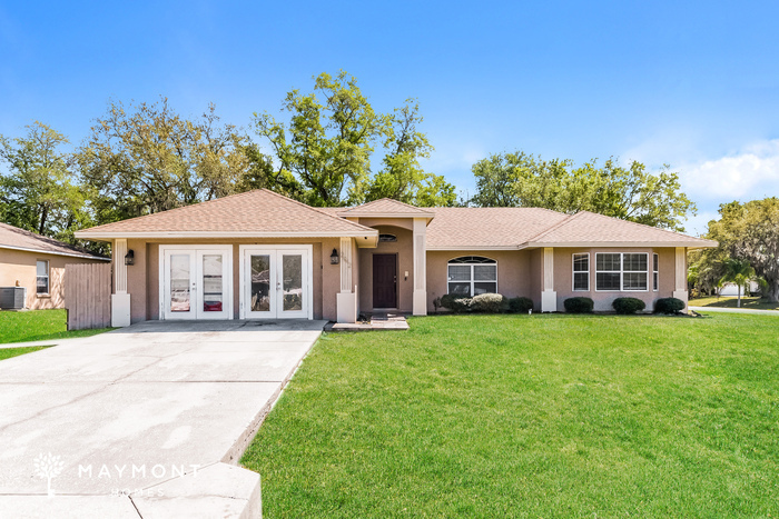 Primary Photo - Home in Kissimmee with Enclosed Pool