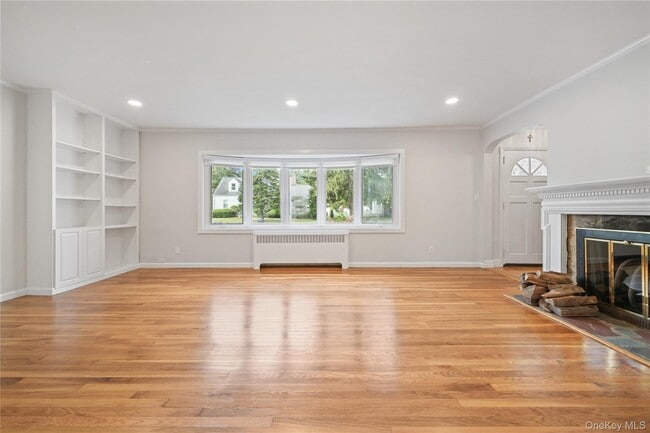 Building Photo - 131 Longfellow St