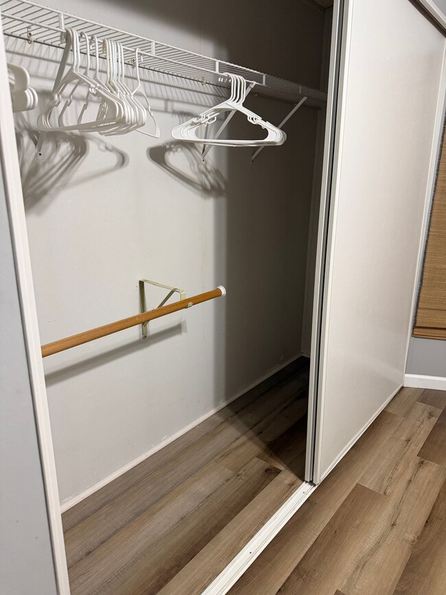 Foto del edificio - 9649 E Ebola Ave