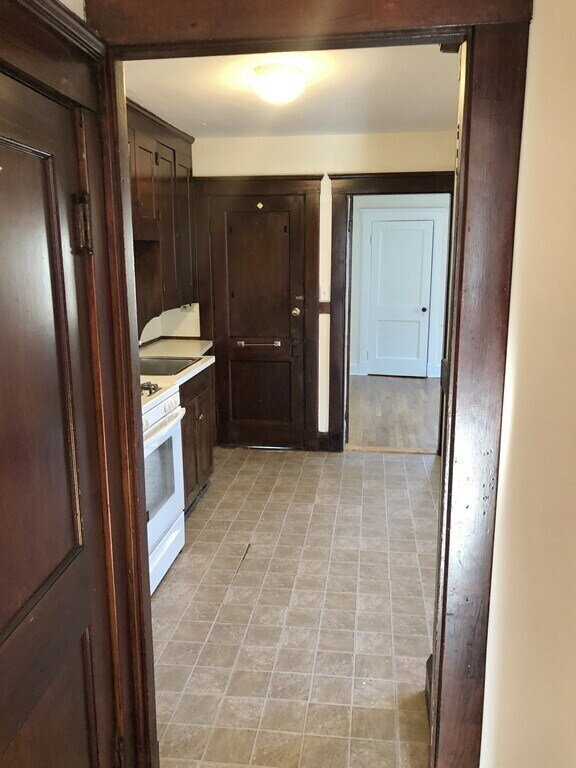 Building Photo - Spacious 1 BED 1 BATH in great Quincy loca...